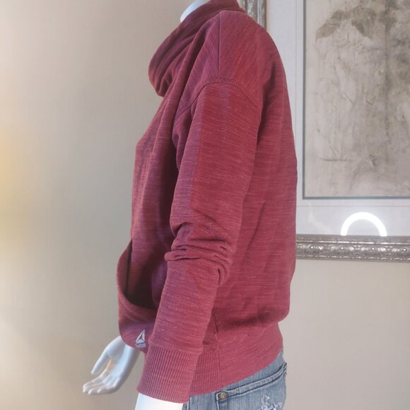 Reebok Sweatshirt - Picture 3 of 15